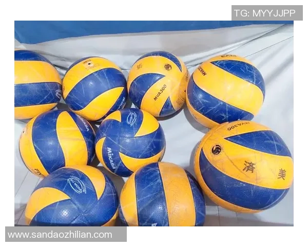 从零基础到排球高手：全面解析排球战术与技巧的实用指南