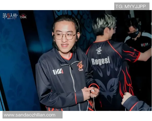 全明星赛分析：FPX团队协作展现出色配合与默契